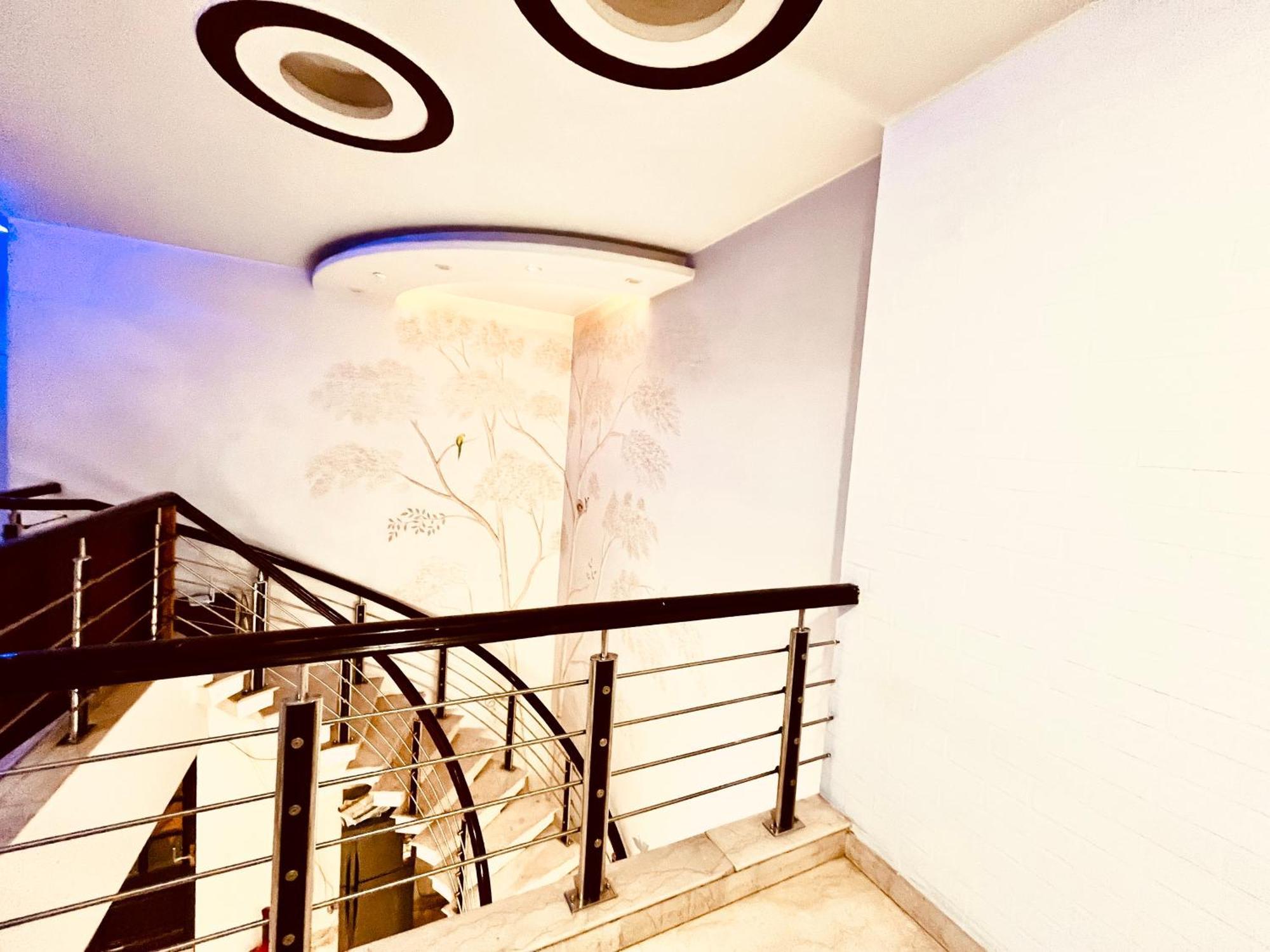 South Inn - Green Park Near Hauz Khas South Delhi 新德里 外观 照片