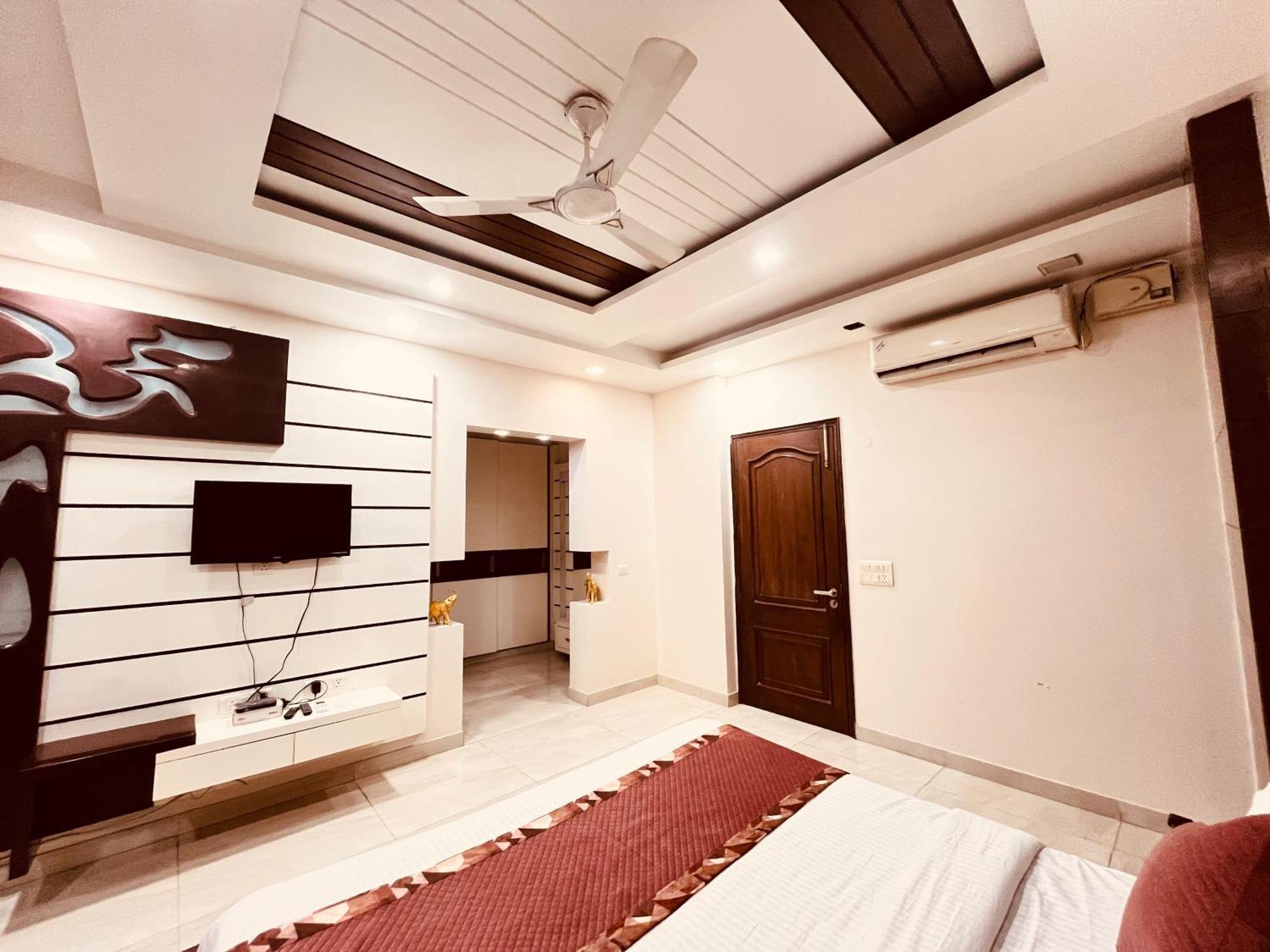 South Inn - Green Park Near Hauz Khas South Delhi 新德里 外观 照片