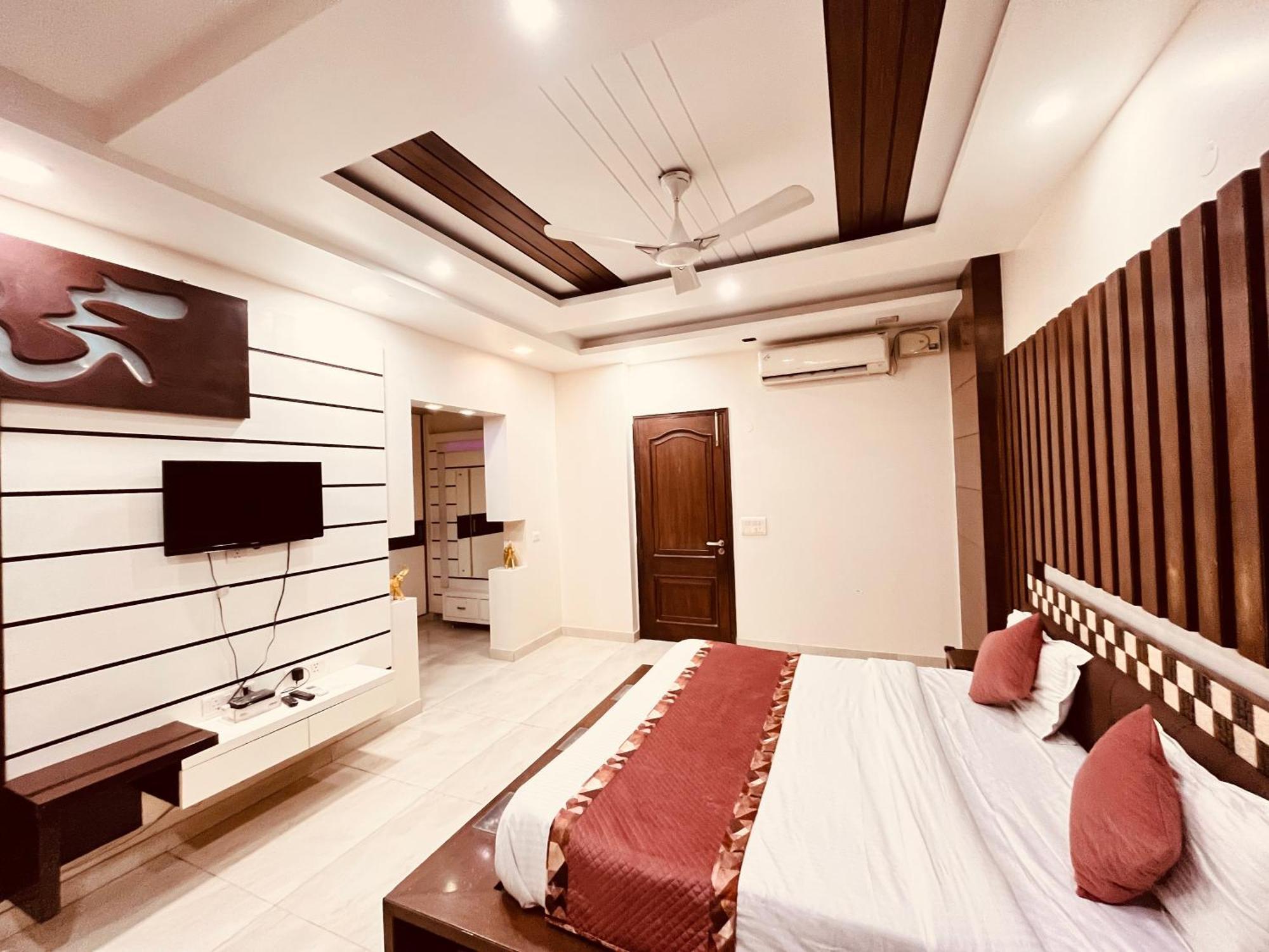 South Inn - Green Park Near Hauz Khas South Delhi 新德里 外观 照片