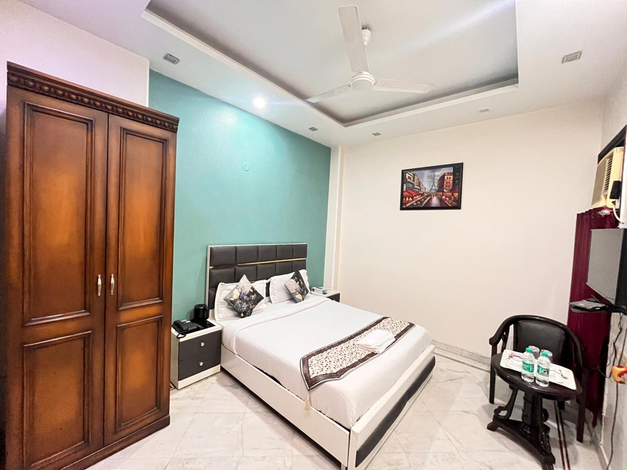 South Inn - Green Park Near Hauz Khas South Delhi 新德里 外观 照片